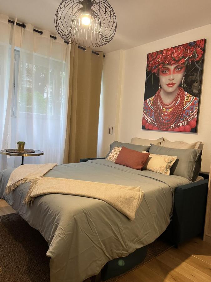 Joli Studio Paris 16 Victor Hugo Экстерьер фото